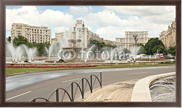 Постер Румыния, Бухарест. Центр города с типом исполнения На холсте в раме в багетной раме 221-02