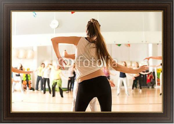 Постер Танцевальный класс с типом исполнения На холсте в раме в багетной раме 1.023.151