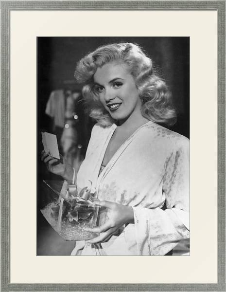 Постер Monroe, Marilyn (Ladies Of The Chorus) 4 с типом исполнения Под стеклом в багетной раме 1727.2510