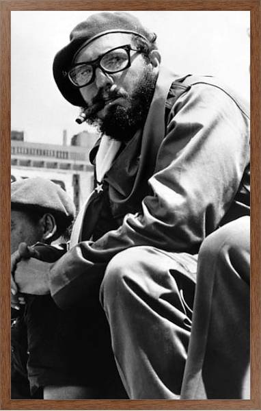 Постер Фидель Кастро с типом исполнения На холсте в раме в багетной раме 1727.4310