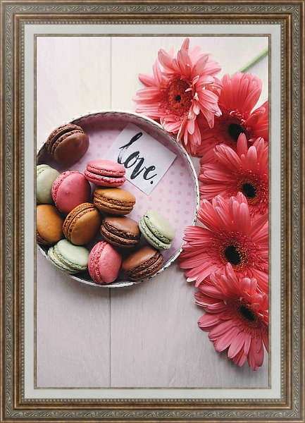 Постер Цветы и печенье макарон с типом исполнения На холсте в раме в багетной раме 595.M52.330