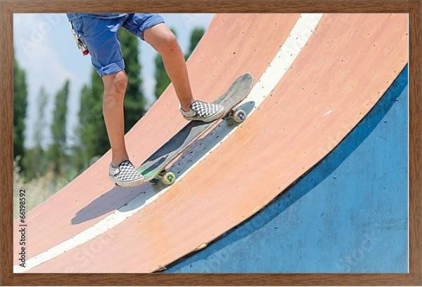 Постер Скейтбордист в скейтпарке с типом исполнения На холсте в раме в багетной раме 1727.4310