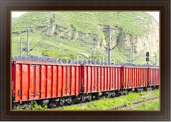 Постер Вагоны грузового поезда с углем с типом исполнения На холсте в раме в багетной раме 1.023.151