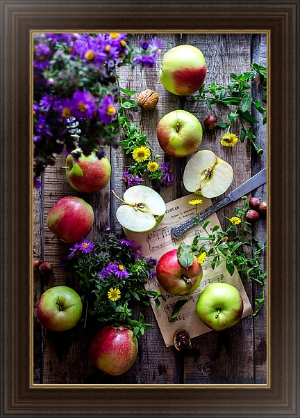 Постер Садовые яблочки, полевые цветы, орехи и ноты на столе с типом исполнения На холсте в раме в багетной раме 1.023.151