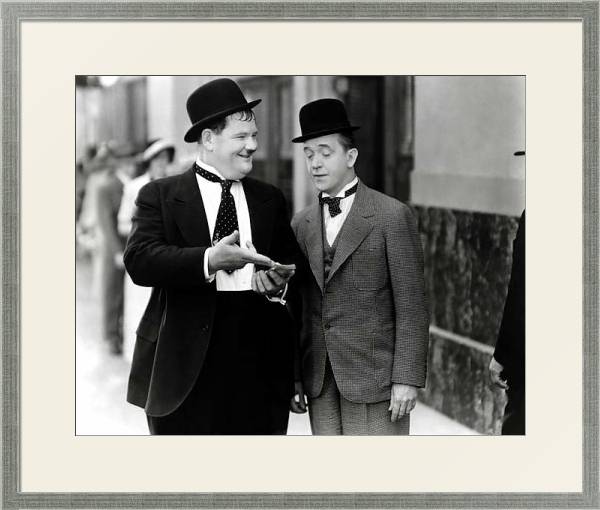 Постер Laurel & Hardy (Thicker Than Water) с типом исполнения Под стеклом в багетной раме 1727.2510