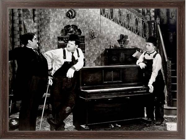 Постер Laurel & Hardy (Music Box, The) с типом исполнения На холсте в раме в багетной раме 221-02