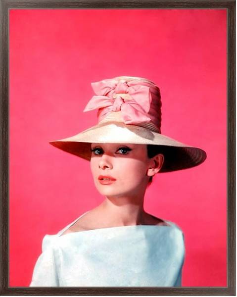 Постер Хепберн Одри 213 с типом исполнения На холсте в раме в багетной раме 221-02