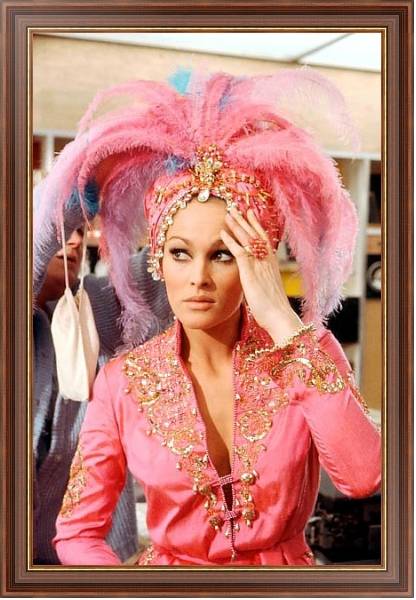 Постер Andress, Ursula (Casino Royale) с типом исполнения На холсте в раме в багетной раме 35-M719P-83