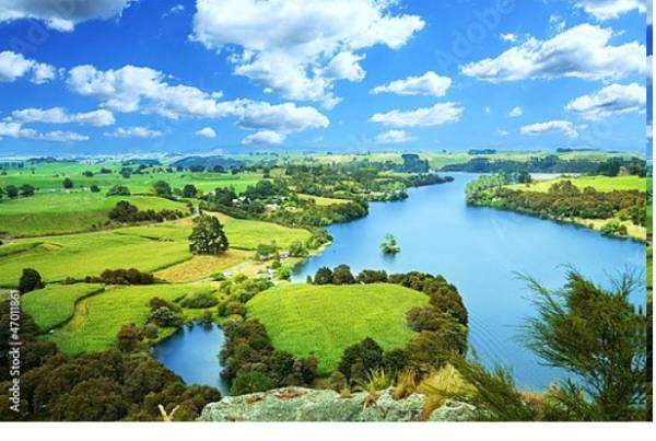 Постер Новозеландский пейзаж с типом исполнения На холсте без рамы