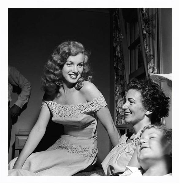 Постер Monroe, Marilyn 140 с типом исполнения На холсте в раме в багетной раме 221-03