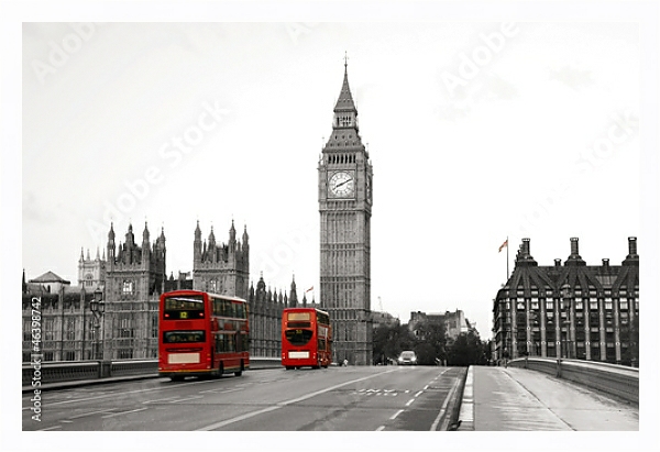 Постер Англия, Лондон. Автобусы у  Вестминстерского дворца с типом исполнения На холсте в раме в багетной раме 221-03