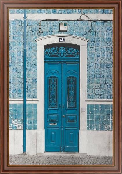 Постер Синяя резная дверь с типом исполнения На холсте в раме в багетной раме 35-M719P-83