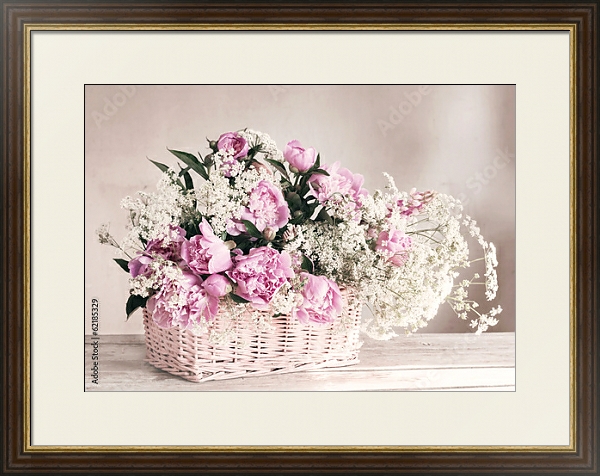 Постер Розовые пионы в корзине №4 с типом исполнения Под стеклом в багетной раме 1.023.036