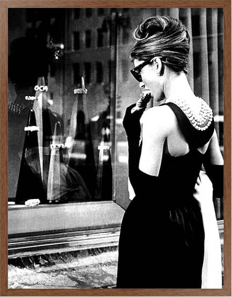 Постер Hepburn, Audrey (Breakfast At Tiffany's) 13 с типом исполнения На холсте в раме в багетной раме 1727.4310