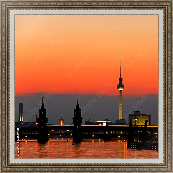 Постер Берлин. Германия. Ночная панорама с типом исполнения На холсте в раме в багетной раме 595.M52.330