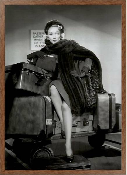Постер Dietrich, Marlene (No Highway In The Sky) с типом исполнения На холсте в раме в багетной раме 1727.4310