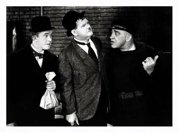 Постер Laurel & Hardy (Live Ghost, The) с типом исполнения На холсте в раме в багетной раме 221-03