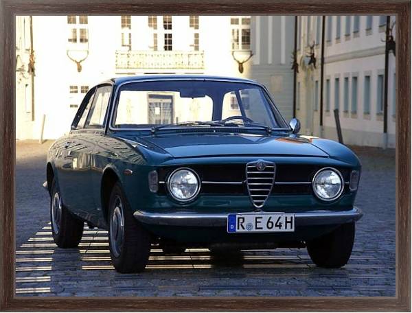 Постер Alfa Romeo Giulia Coupe 1300 GT Junior '1966–71 с типом исполнения На холсте в раме в багетной раме 221-02