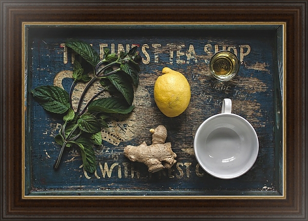 Постер Чай с лимоном, мятой и имбирным корнем с типом исполнения На холсте в раме в багетной раме 1.023.151