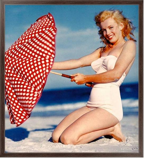 Постер Monroe, Marilyn 29 с типом исполнения На холсте в раме в багетной раме 221-02