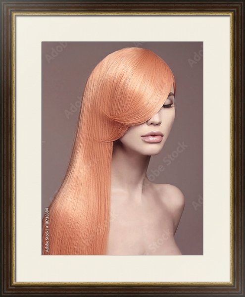 Постер Длинные прямые волосы персикового цвета с типом исполнения Под стеклом в багетной раме 1.023.036