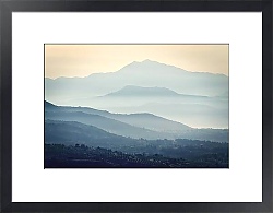 Постер Крит, горы в тумане