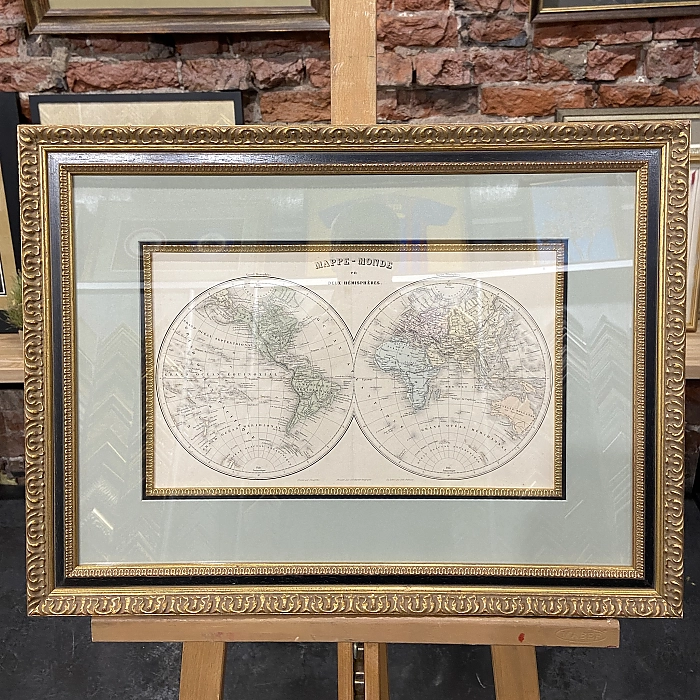 Карта мира (оригинал) представленная полушариями