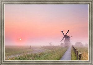 Постер в раме Голландия. Мельница в тумане