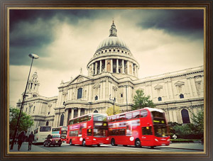 Картина Англия, Лондон. Красные автобусы перед Собором Святого Павла 