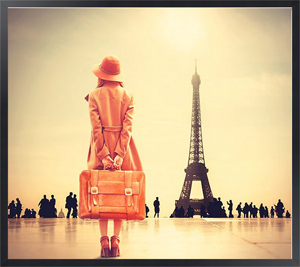 Ретро-постер Рыжая девушка с чемоданом