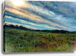 Постер Сергей Гундоров Таинственный ландшафт с травяным холмом под драматичным облачным небом