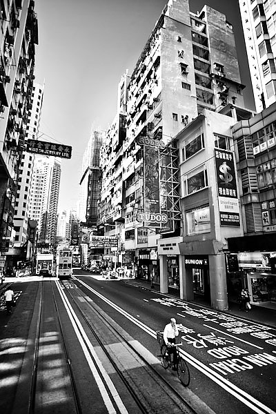 Гонконг, о.Гонконг, Хеннеси роуд, Старик на велосипеде