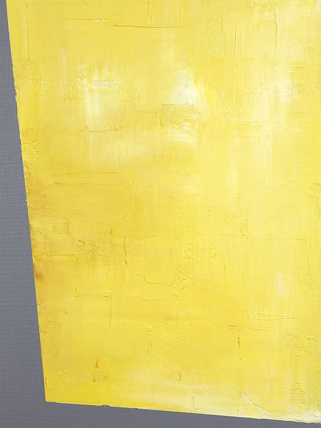 Colourful tune. Canary yellow tune