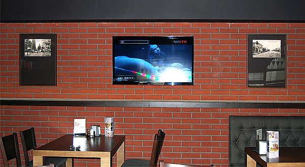 гравюры в рамах с паспарту для бара