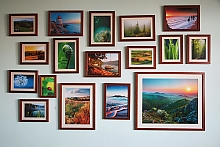 Оформление квартиры постерами и гравюрами