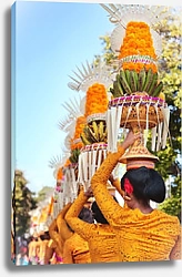 Постер Шествие балийских женщин с ритуальными подношениями на головах 2