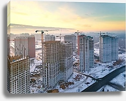 Постер Пять строящихся многоэтажек зимой