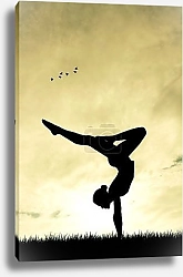 Постер Йога на фоне заката