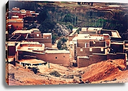 Постер Традиционные глиняные дома, берберские деревни в горах Атласа, Марокко