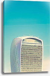 Постер Современное здание на фоне голубого неба