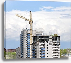 Постер Подъемный кран и строящийся дом