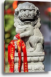 Постер Статуя китайского императорского льва в Шанхае, Храм Нефритового Будды