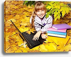 Постер Девочка в осенних листьях с ноутбуком
