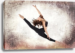 Постер Юная девушка в прыжке во время танца