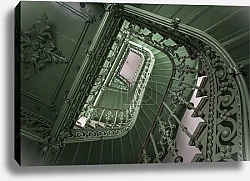 Постер Лестница с резными перилами