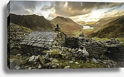 Постер Вид на озеро Баттермир из хижины Уорнскейл в Лейк-Дистрикте, Англия