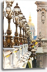 Постер Франция, Париж. Фонари моста Александра III