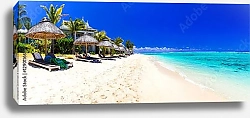 Постер Идеальный белый песчаный пляж острова Маврикий