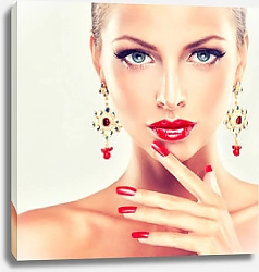 Постер Девушка с красным макияжем и маникюром