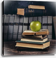 Постер Старые книги и зелёное яблоко
